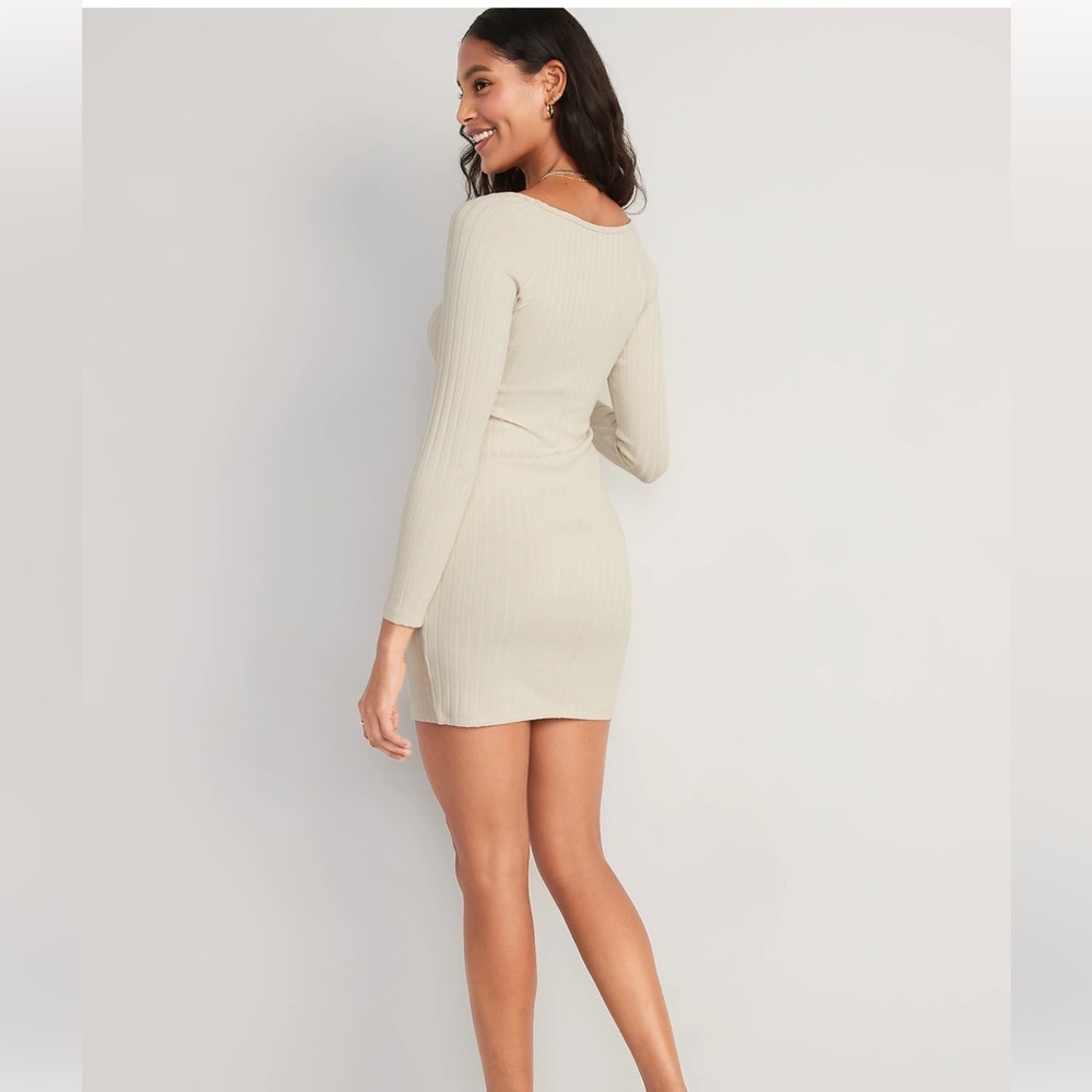 Old Navy Scooped Neck rubbed mini dress - Picture 3 of 8